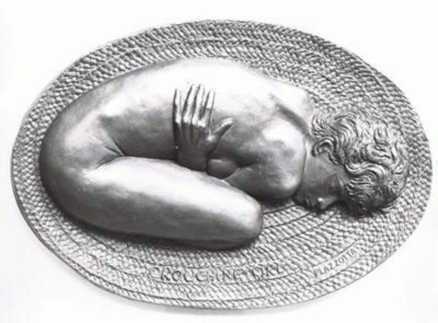 CROUCHING GIRL (RELIEF) BY ENZO PLAZZOTTA