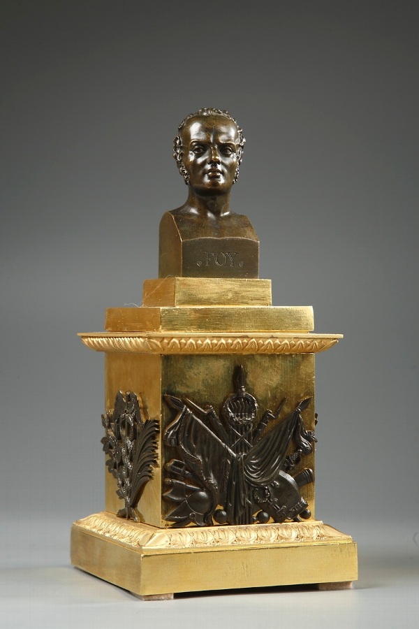 French Empire bronze inkwell representing General Maximilien FOY