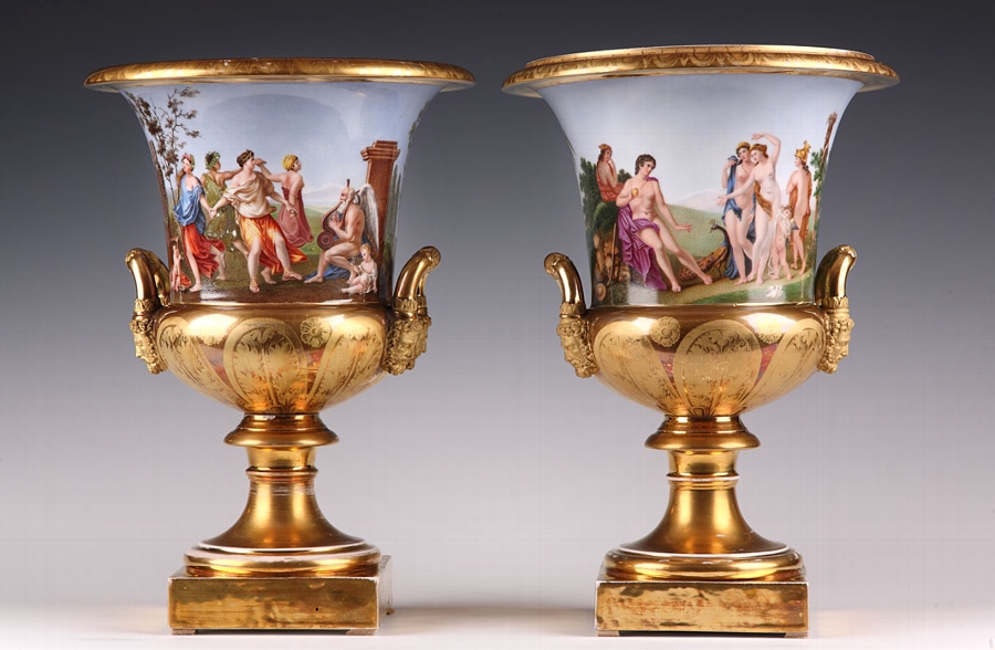 Pair of Empire Medicis porcelain Vases