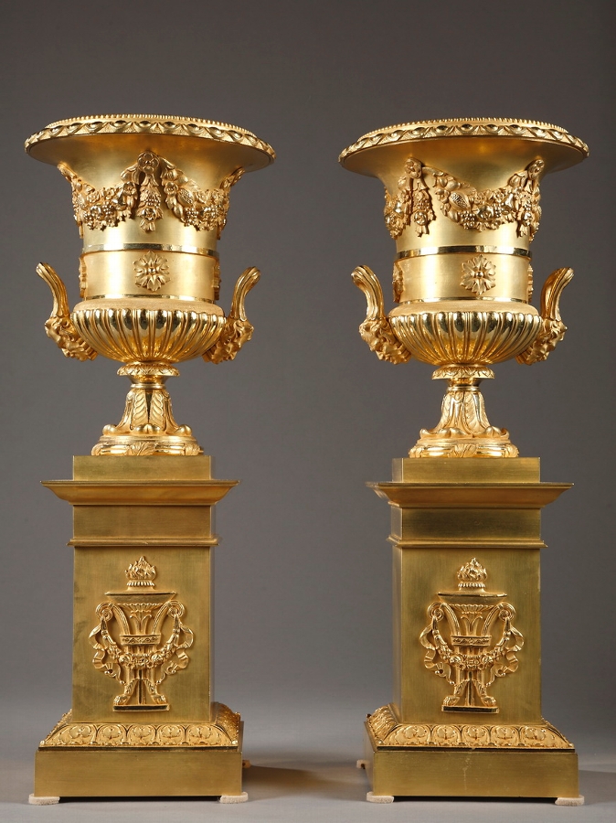 A pair of French Restauration Medici vases