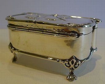 Antique Antique Art Nouveau English Sterling Silver Jewelry Box - Reynold's Angels