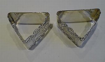 Antique Top Quality Pair Antique Sterling Silver Triangular Napkin Rings