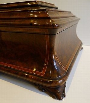 Antique Magnificent High Victorian Burl Walnut and Tulipwood Jewelry Box c.1850