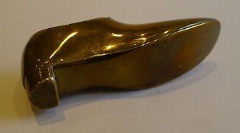 Antique Antique Victorian Shoe Snuff In Brass Dated 1891