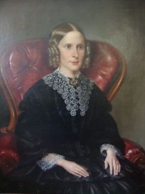 A HUGE IMPOSING FRAMED 19thC OIL PORTRAIT PAINTING OF A DISTINGUISHED LADY C1880