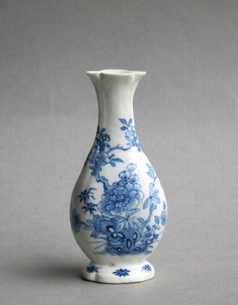 Rare Chinese soft paste porcelain vase, Qianlong