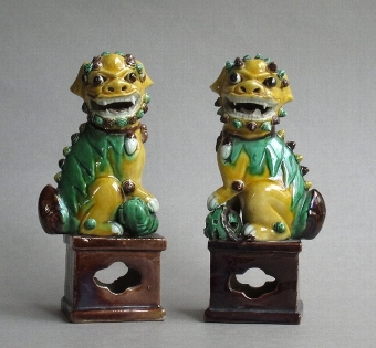 Attractive C19th pair of famille verte Chinese guardian lions