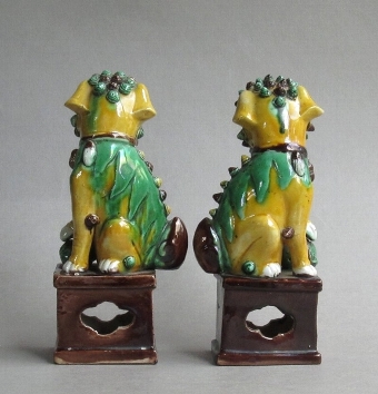 Antique Attractive C19th pair of famille verte Chinese guardian lions