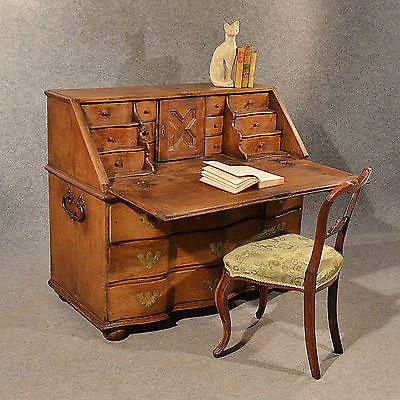 Antique Oak Bureau Writing Study Desk Fine Quality Serpentine Front c1800