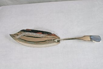 Antique Fine George III Sterling Silver Fiddle Pattern Fish Slice Server London 1802