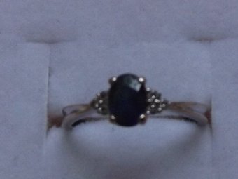 STUNNING ART DECO 18CT WHITE GOLD DIAMOND AND SAPPHIRE RING