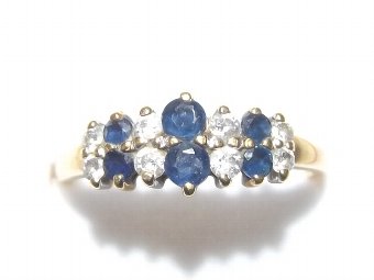 STUNNING ART DECO DESIGN 18CT GOLD SAPPHIRE AND DIAMOND RING