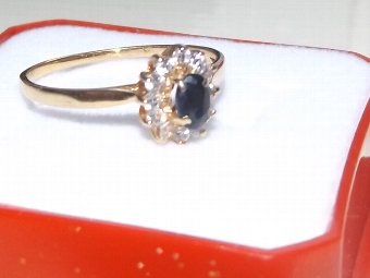 Antique LOVELY ART DECO 18CT GOLD DIAMOND AND SAPPHIRE RING