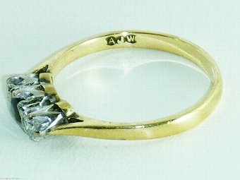 Antique 18CT GOLD DECO DESIGN SAPPHIRE AND DIAMOND TRILOGY RING SIZE M 