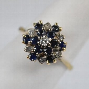 Antique Lovely Heavy Art Deco Sapphire & Diamond 18ct Gold Cluster Ring