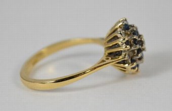 Antique Lovely Heavy Art Deco Sapphire & Diamond 18ct Gold Cluster Ring