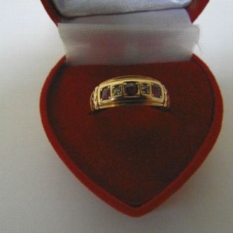 Antique Victorian 18ct gold ruby and diamond ring hallmarked