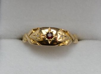 Super Edwardian 18ct Gold Garnet & Diamond Ring  