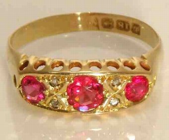ANTIQUE EARLY 20th CENTURY 18CT YELLOW GOLD RUBY DIAMOND HALF HOOP BOAT RING