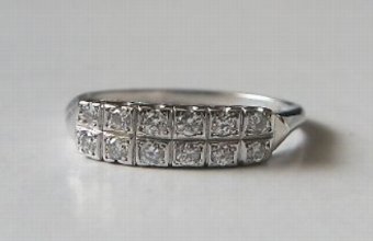 Beautiful Art Deco 18ct White Gold 0.6ct Diamond Ring