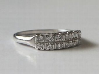 Antique Beautiful Art Deco 18ct White Gold 0.6ct Diamond Ring