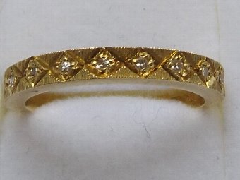 Lovely Art Deco 18ct Gold Diamond Eternity Ring