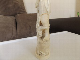 Stunning Chinese Ivory Figure of a Man Holding a Heron C1900