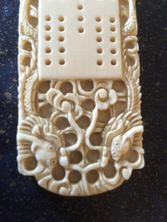 Antique Superb 19th Century Chinese Ivory Cribbage Board Decorated With Dragons