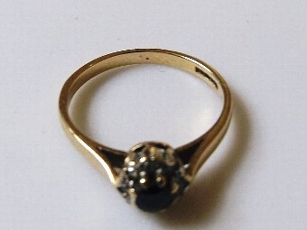 Antique Lovely Art Deco Sapphire & Diamond Gold Ring