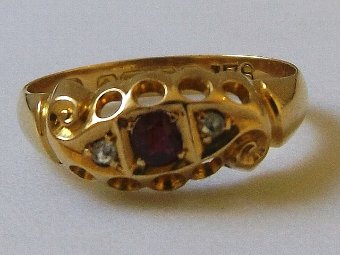 Antique Lovely Edwardian 18ct Gold Ruby & Diamond Ring