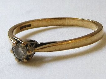 Super Art Deco Diamond Solitaire Gold Ring