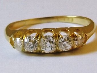 Lovely Victorian 5 Stone Diamond 18ct Gold Ring
