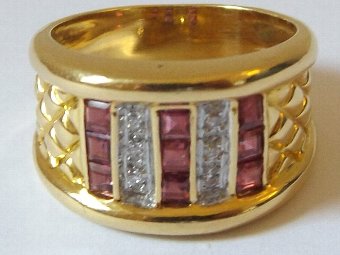 Antique Stunning Heavy Art Deco 18ct Gold Ruby & Diamond Ring