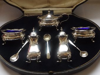 Superb Boxed Hallmarked Silver 5 piece Cruet Set Birmingham 1918