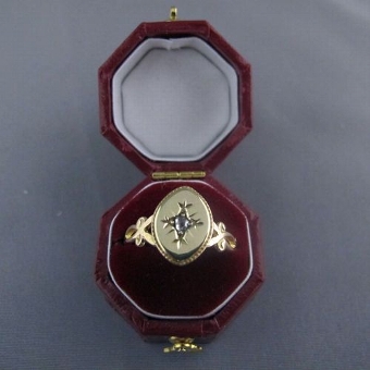 Antique Superb Victorian 15 ct Yellow Gold Antique Diamond Ring