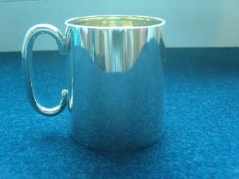 Lovely Hallmarked Solid Silver Small Christening Mug