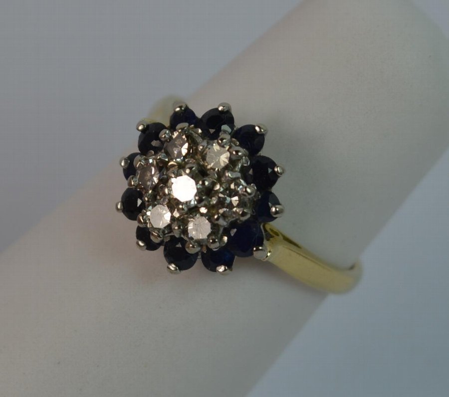 Antique Gorgeous Art Deco18 Carat Gold Diamond and Sapphire Cluster Ring 