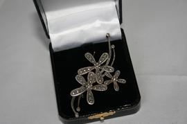 BEAUTIFUL SILVER AND MARCASITE BROOCH