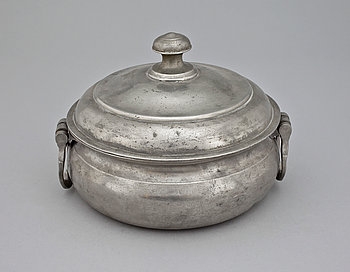 Pewter Dish with lid (1800) Scandinavia