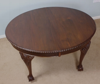 Antique Antique mahogany oval extending dining table 