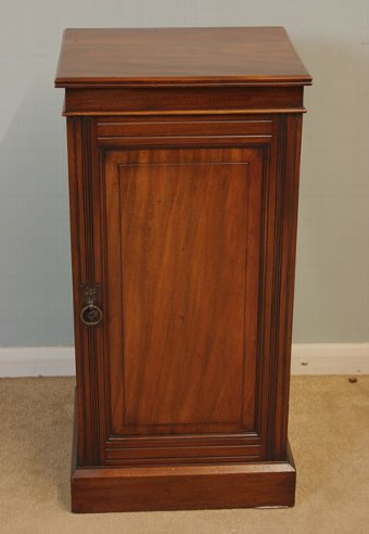 Antique Antique Victorian Bedside Cabinet