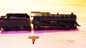 Antique oo gauge locomotive and tender