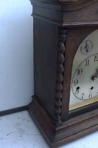 Antique antique bracket clock