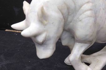 Antique Spanish fighting Bull in white marble.