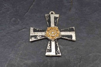 1ww Finnish medal for bravery.