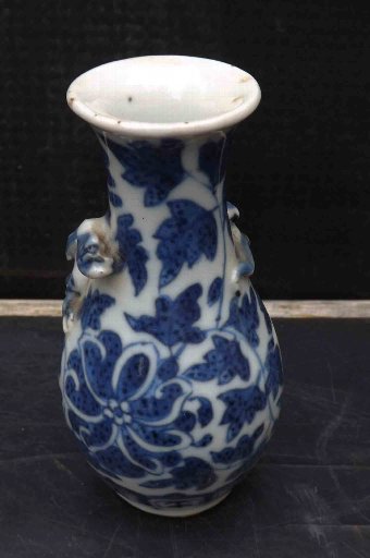 Antique Chinese small vase 18th century. 