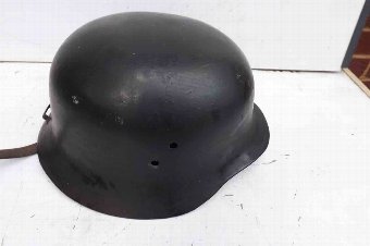 Antique 2ww German soldiers Helmet, genuine issue 