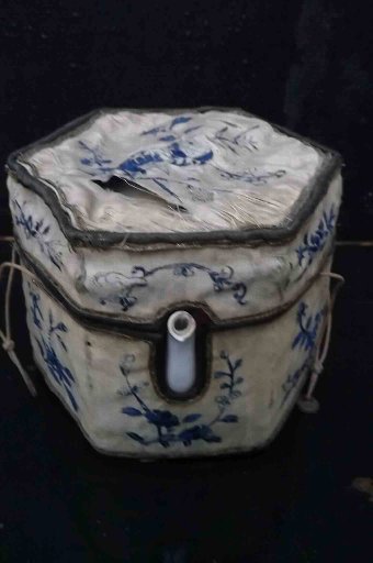 Antique antique chinese porcelain