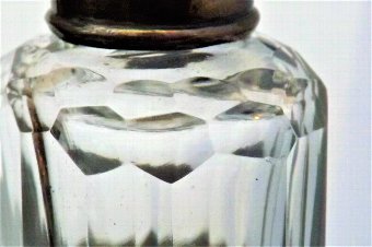 Antique Scent bottle Victorian Silver top cut glass