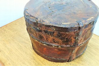 Antique Antique wooden water container 